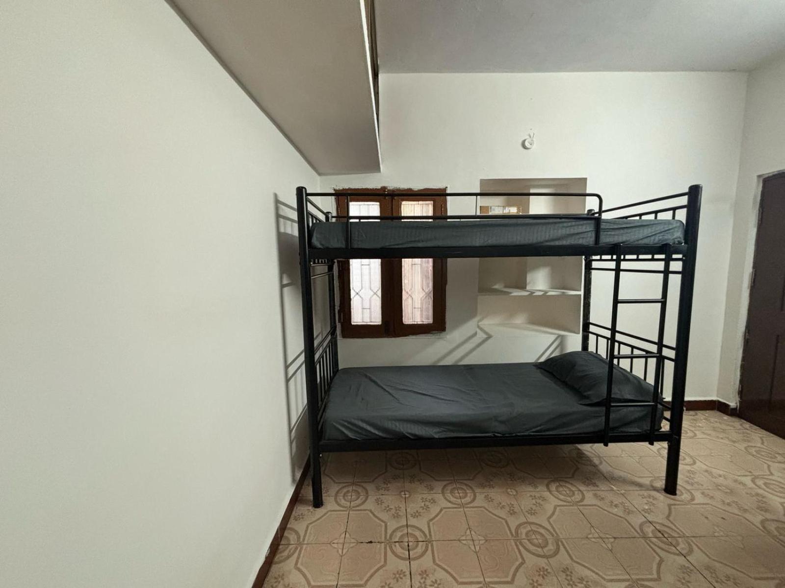 Hostel Madras Ngoại thất bức ảnh