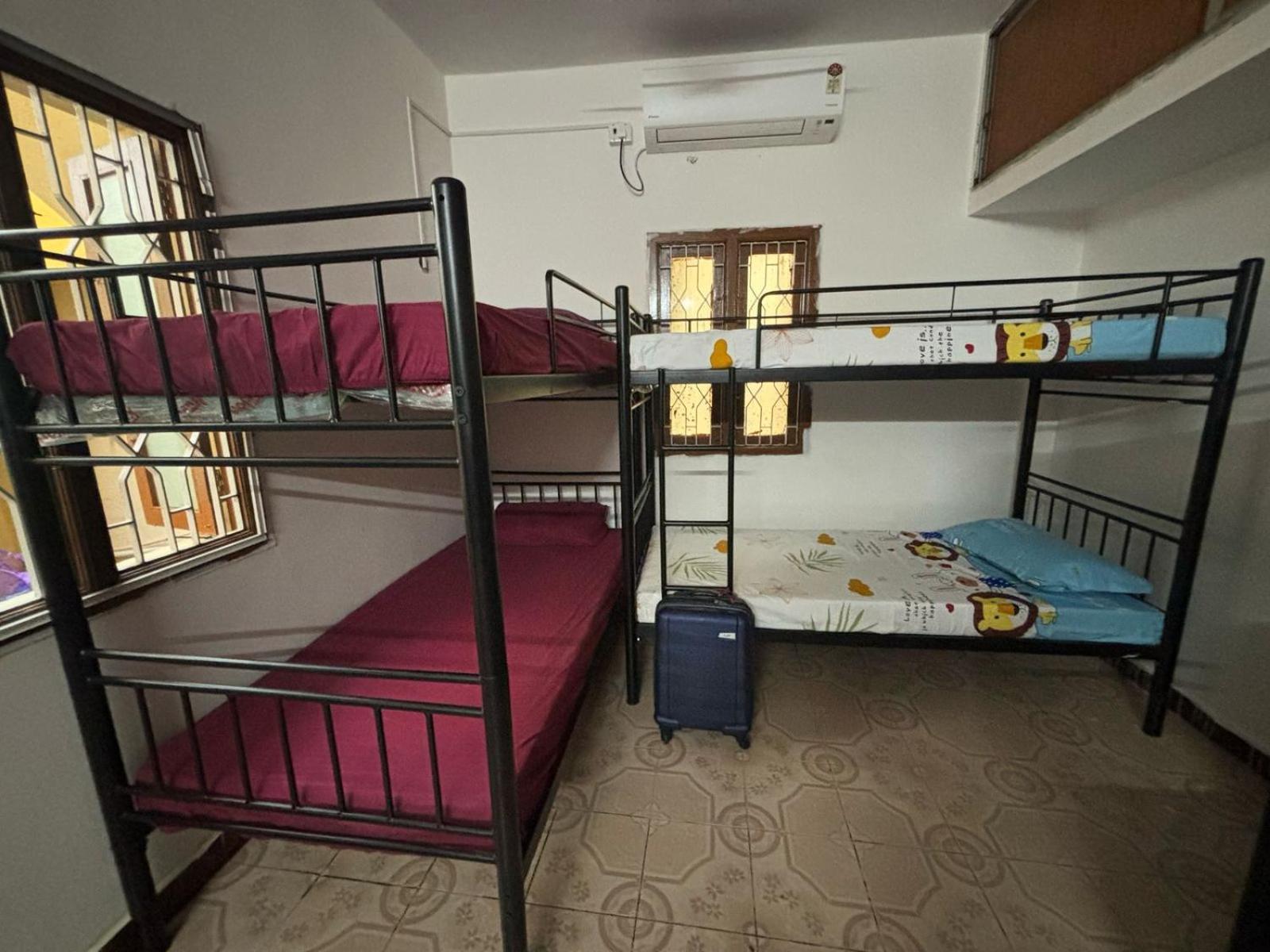 Hostel Madras Ngoại thất bức ảnh