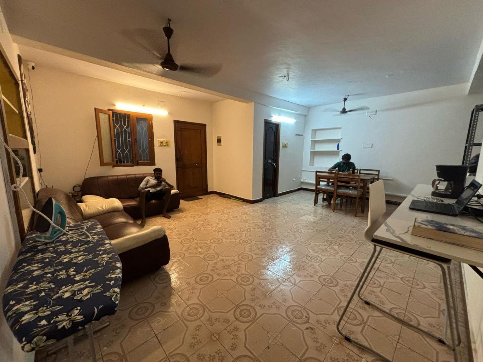 Hostel Madras Ngoại thất bức ảnh