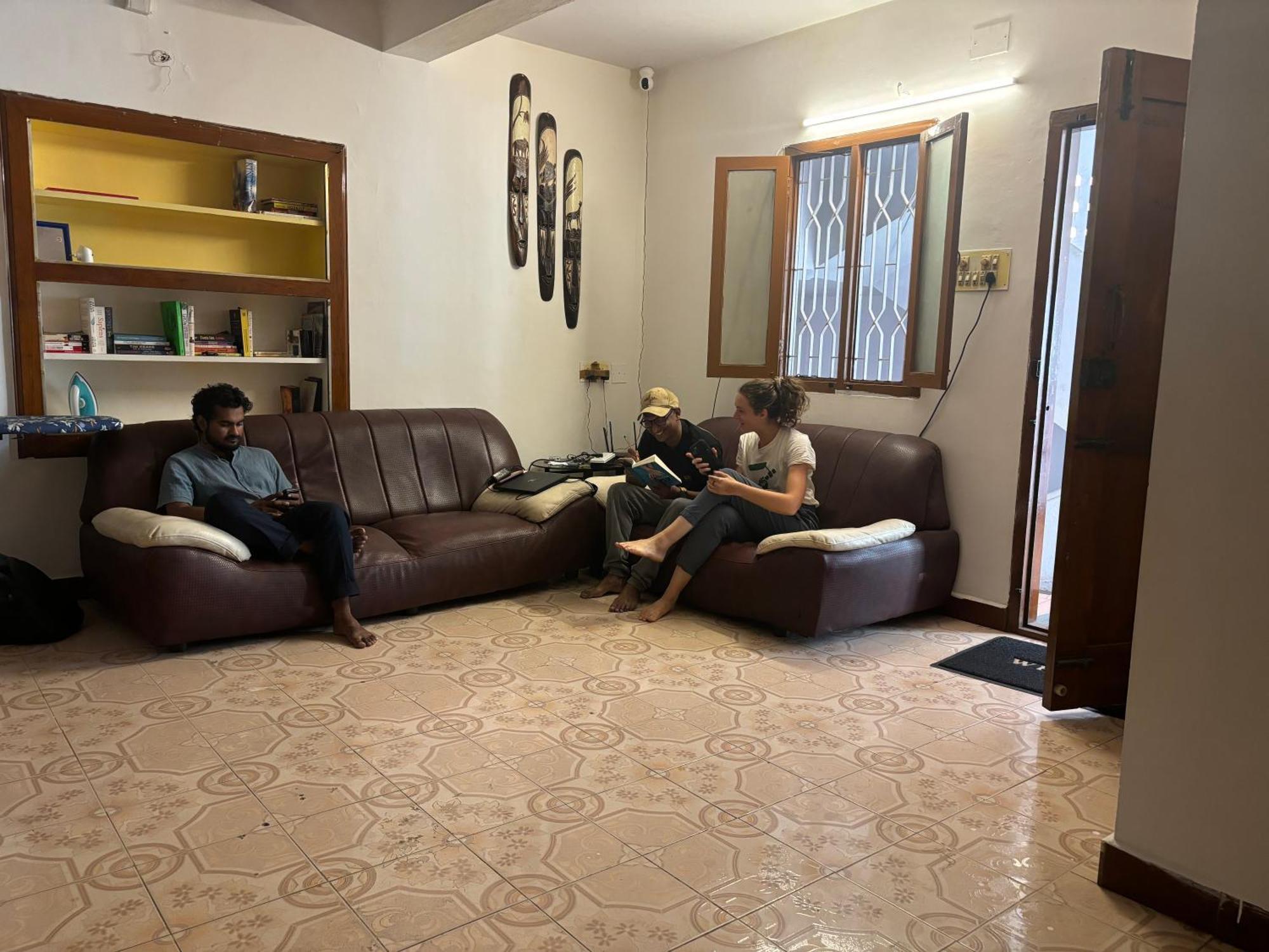 Hostel Madras Ngoại thất bức ảnh